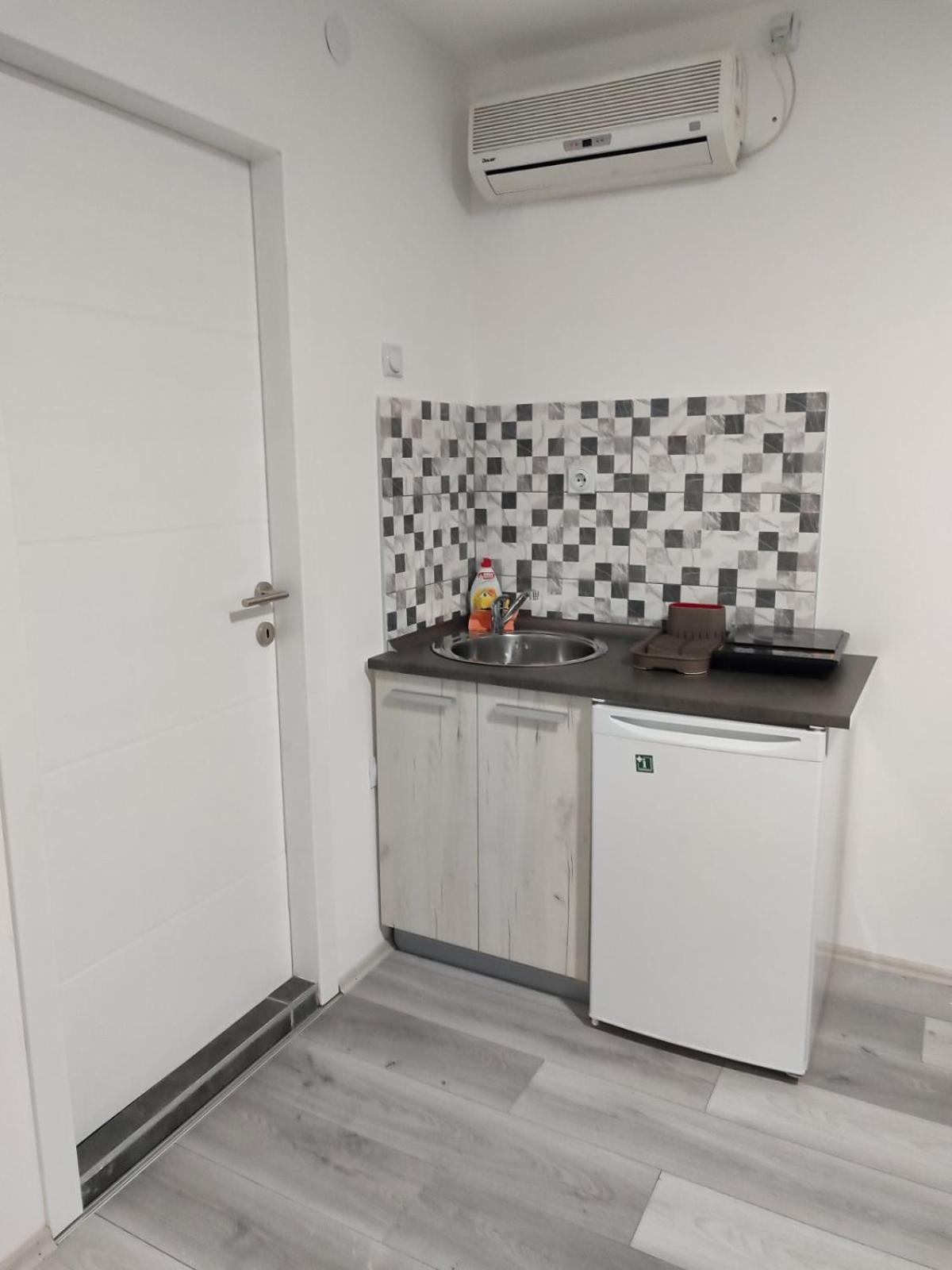 Apartmani Hub Nis Exterior photo